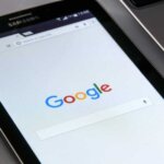 管理出色的 Google Ads 廣告活動時,為什麼要選擇自動出價,而不是手動出價？