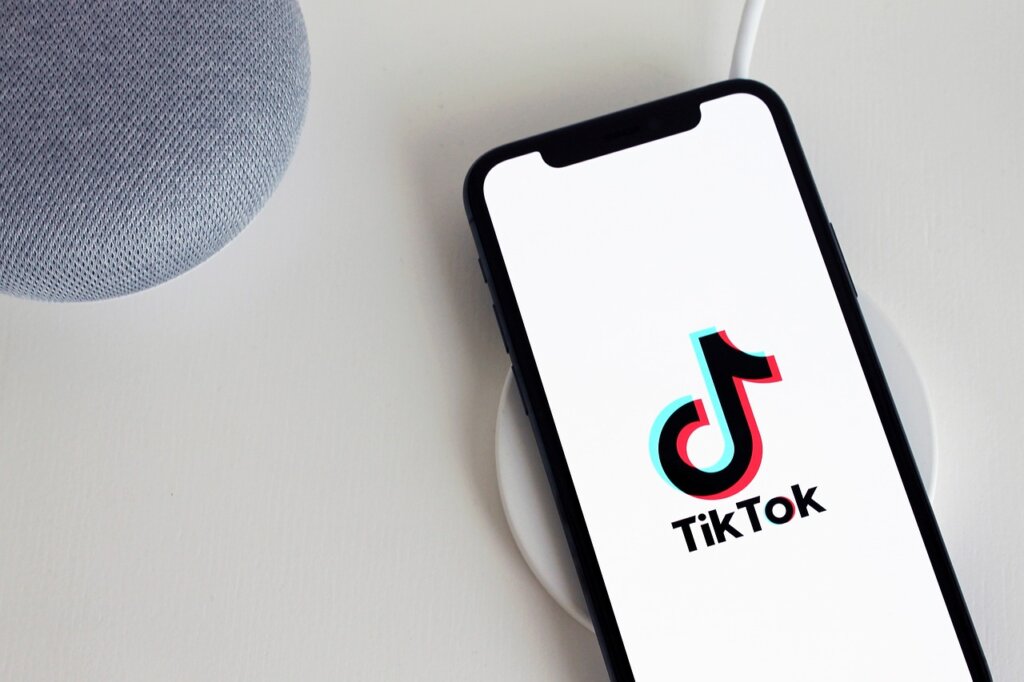 tiktok, app, iphone